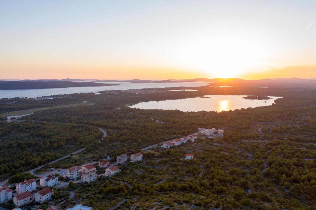 Villa Croatica II Šibenik Exterior foto