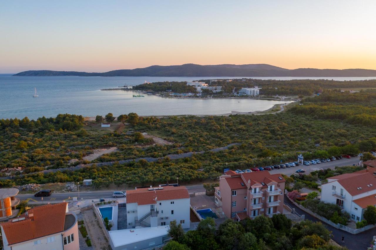 Villa Croatica II Šibenik Exterior foto