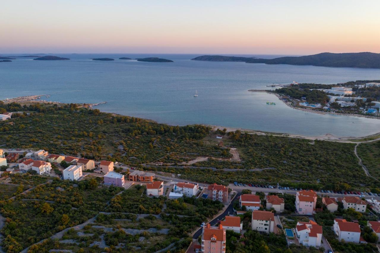 Villa Croatica II Šibenik Exterior foto